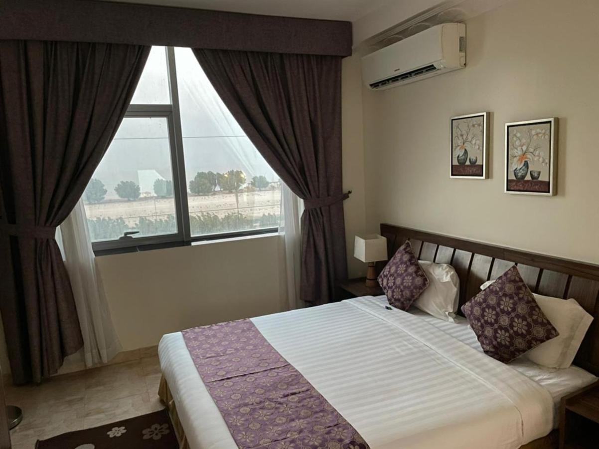 Enwan Suites Hotel Al Al Jubail Exteriör bild