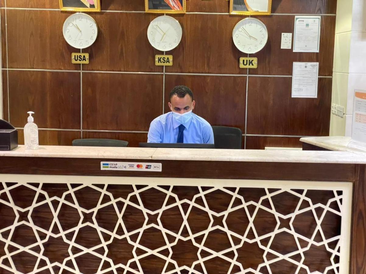 Enwan Suites Hotel Al Al Jubail Exteriör bild